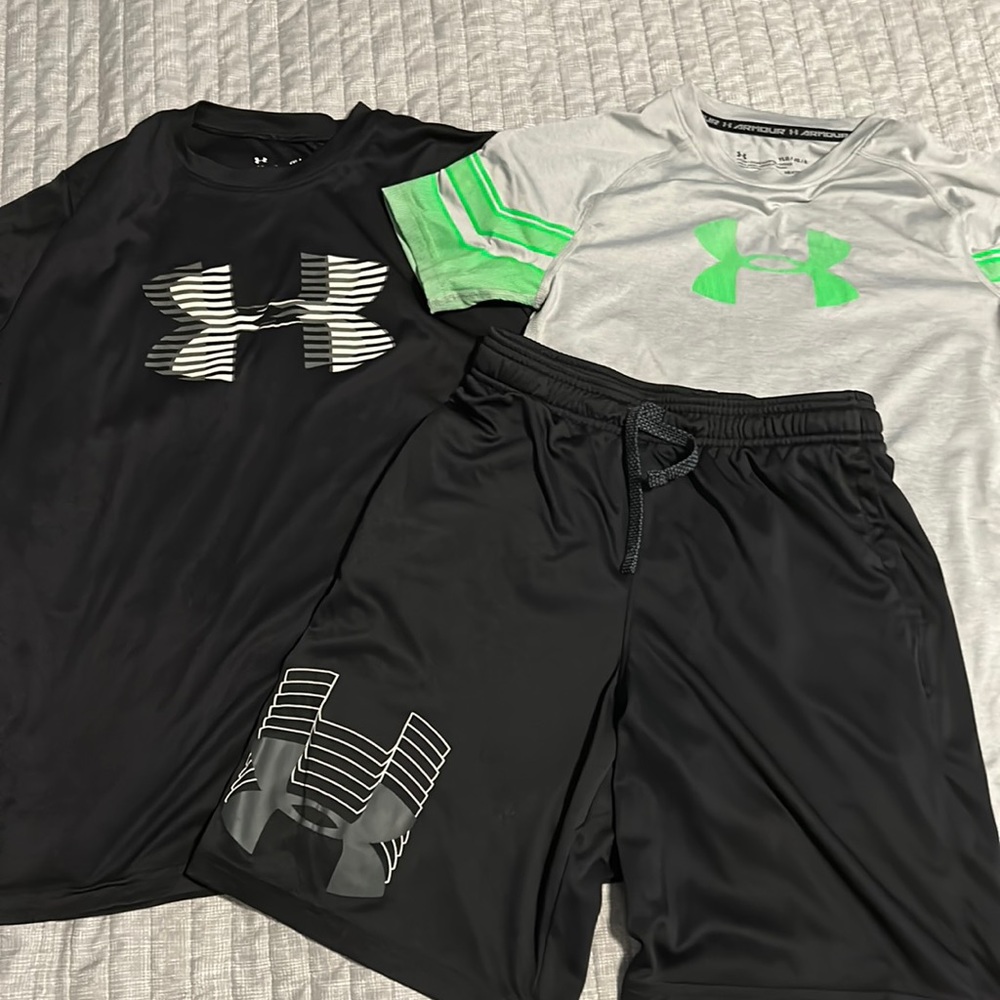 Boys Under Armour Bundle